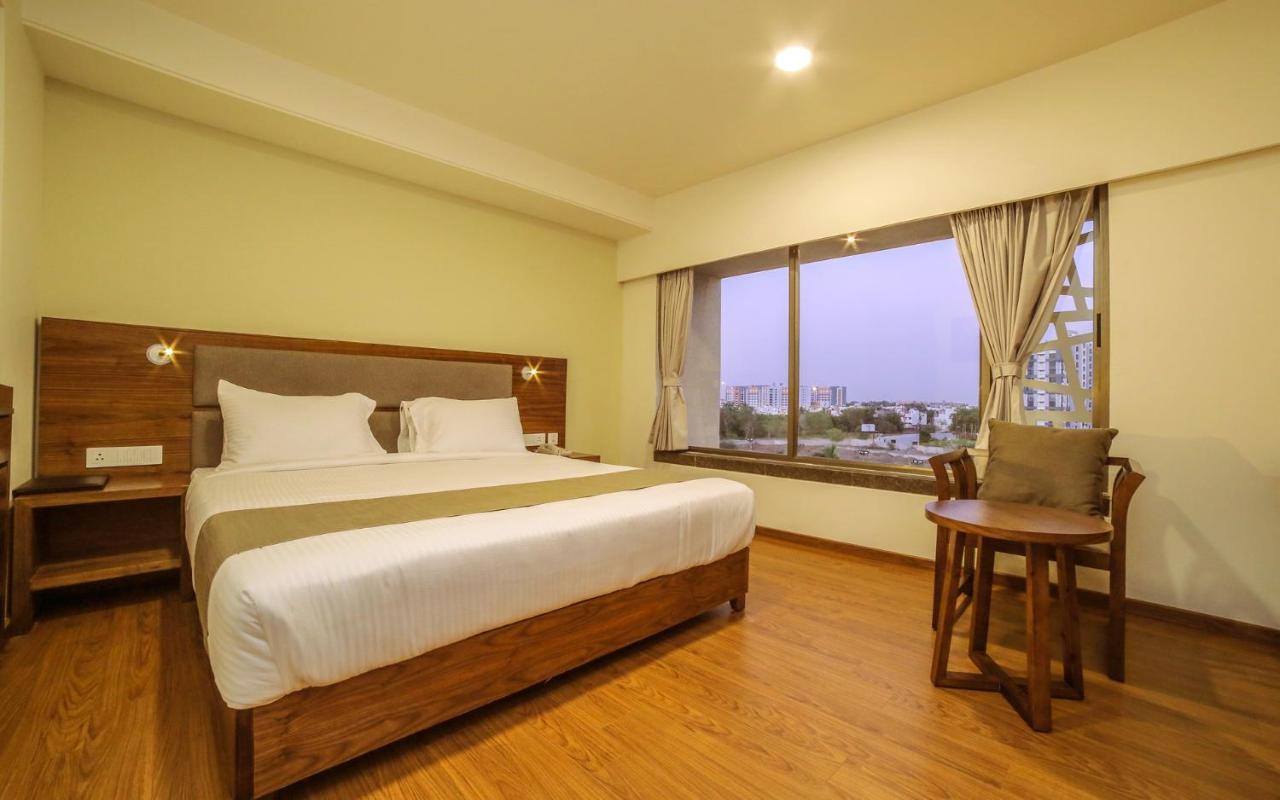 The Basil Park Bhavnagar Exterior foto