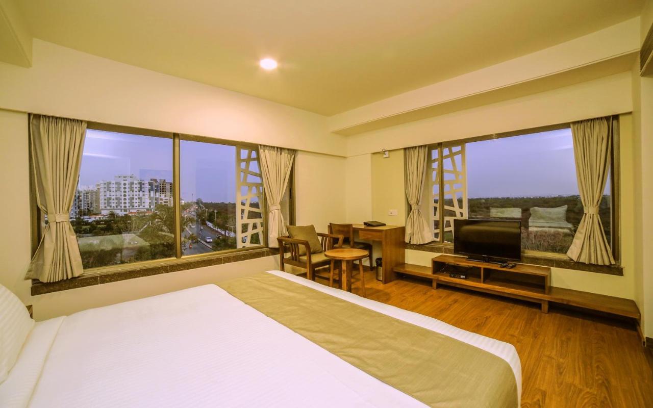 The Basil Park Bhavnagar Exterior foto