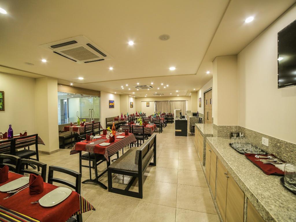 The Basil Park Bhavnagar Exterior foto